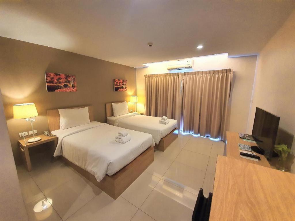 פאטאיה T5 Suites מראה חיצוני תמונה